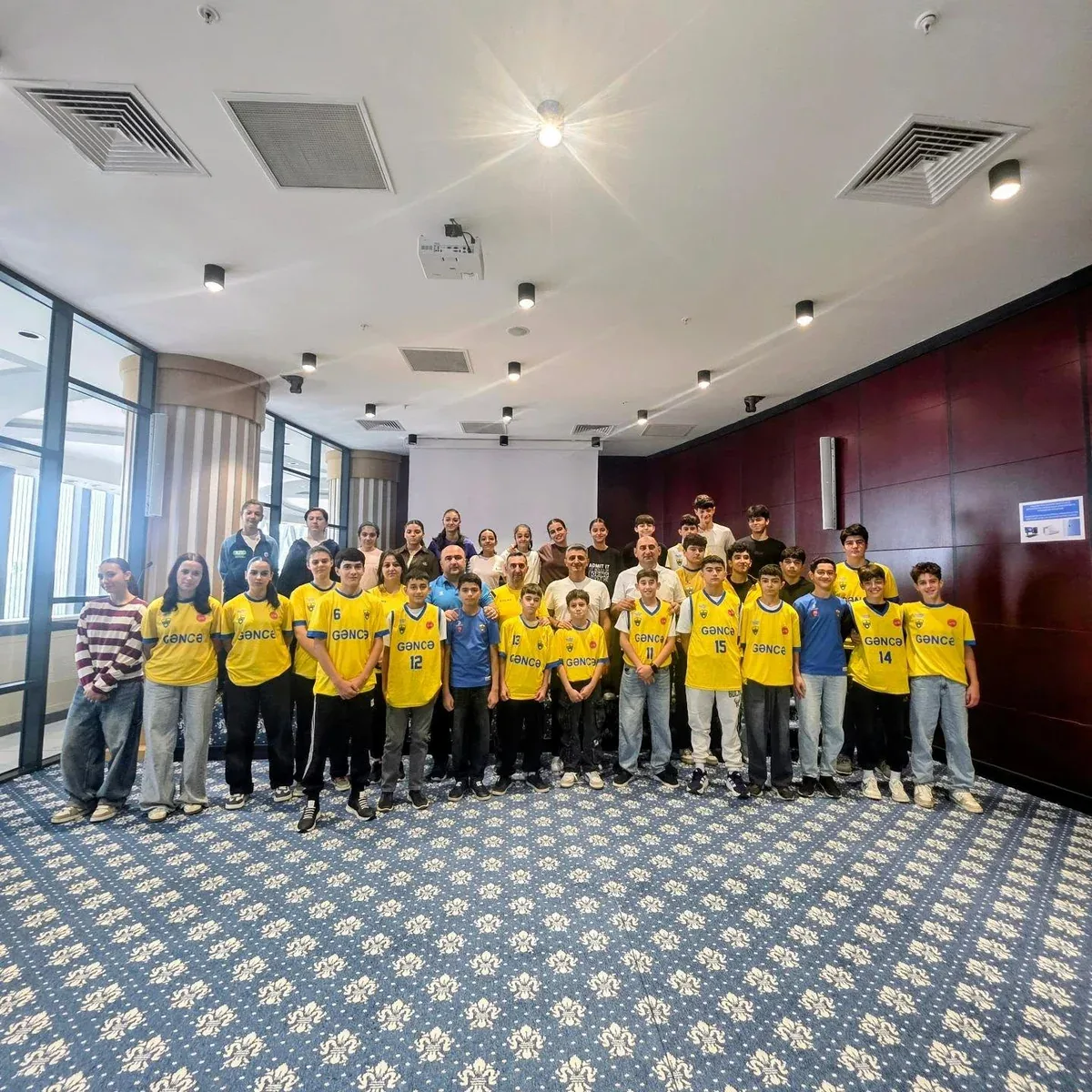 "Gəncə"nin məşqçiləri və basketbolçuları ilə görüş keçirilib