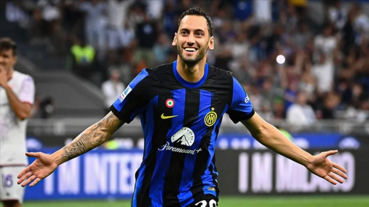 Hakan Çalhanoğlu klubunu dəyişir