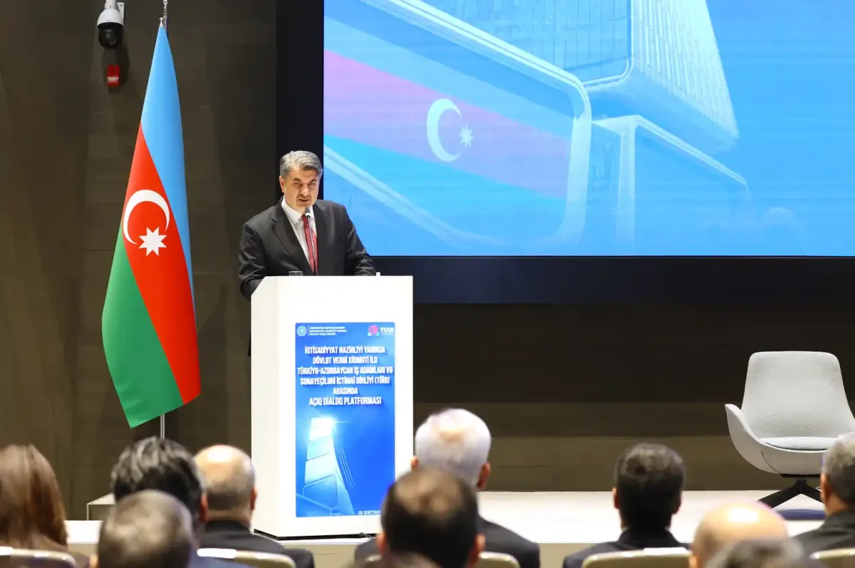 Dövlət Vergi Xidməti ilə TÜİB arasında Açıq Dialoq Platforması - FOTOLAR