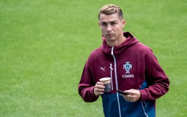 Ronaldo millinin düşərgəsindən belə gedib - VİDEO