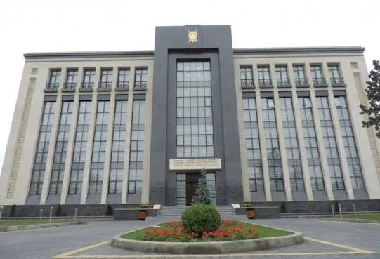 Prokurorluq: Gəncədə məktəbdə zəhərlənmə ilə bağlı araşdırma aparılır