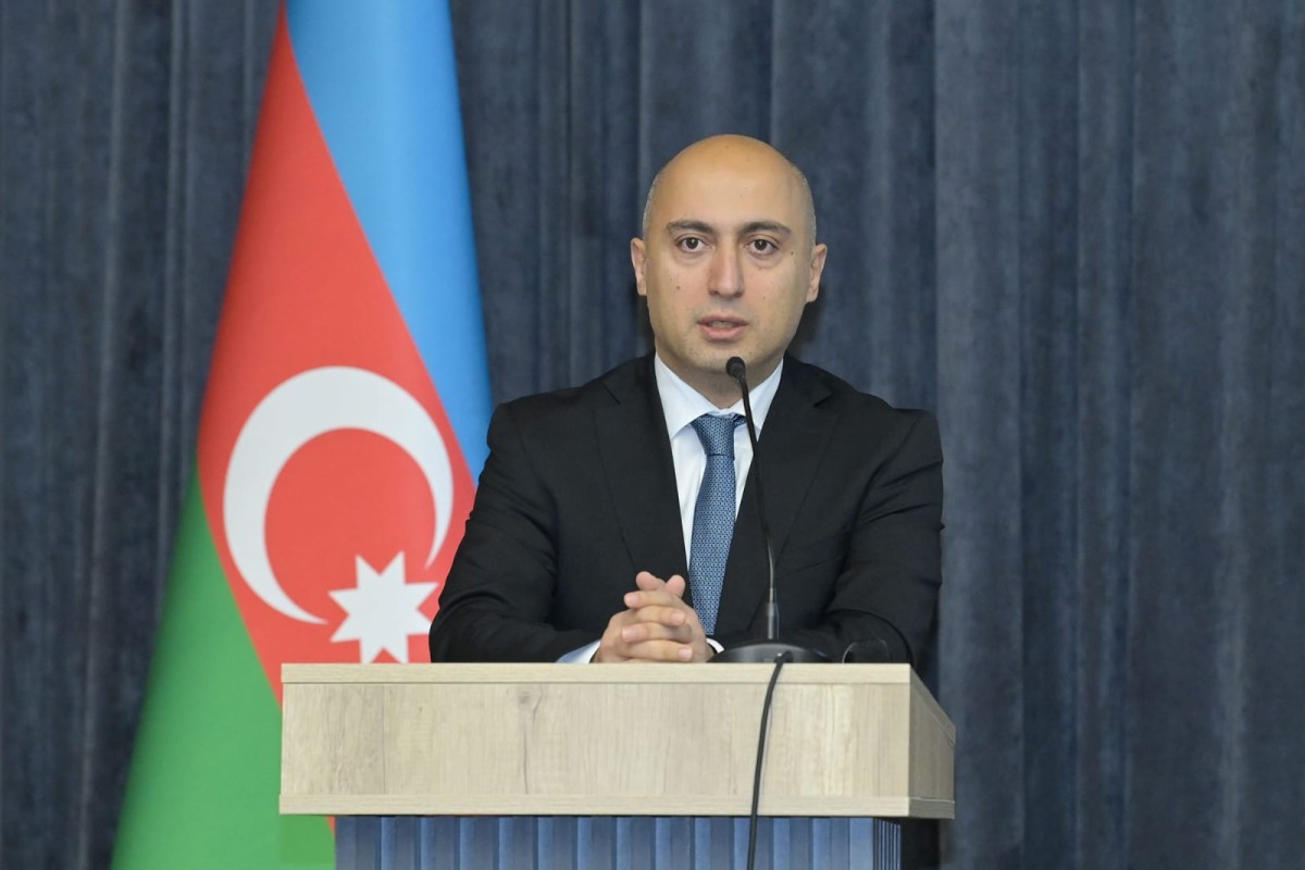 Nazirdən Müəllimlər Günü TƏBRİKİ