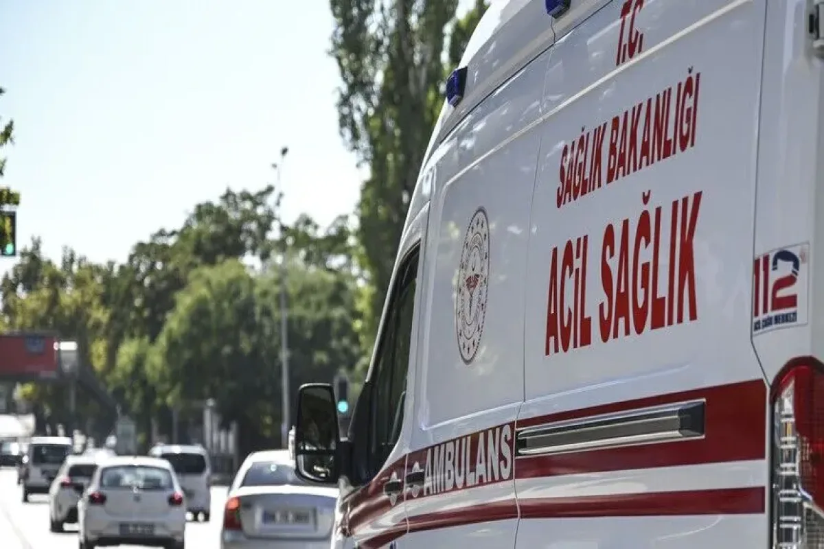 İstanbulda məktəbdə bıçaqlı hücum olub - YENİLƏNİB