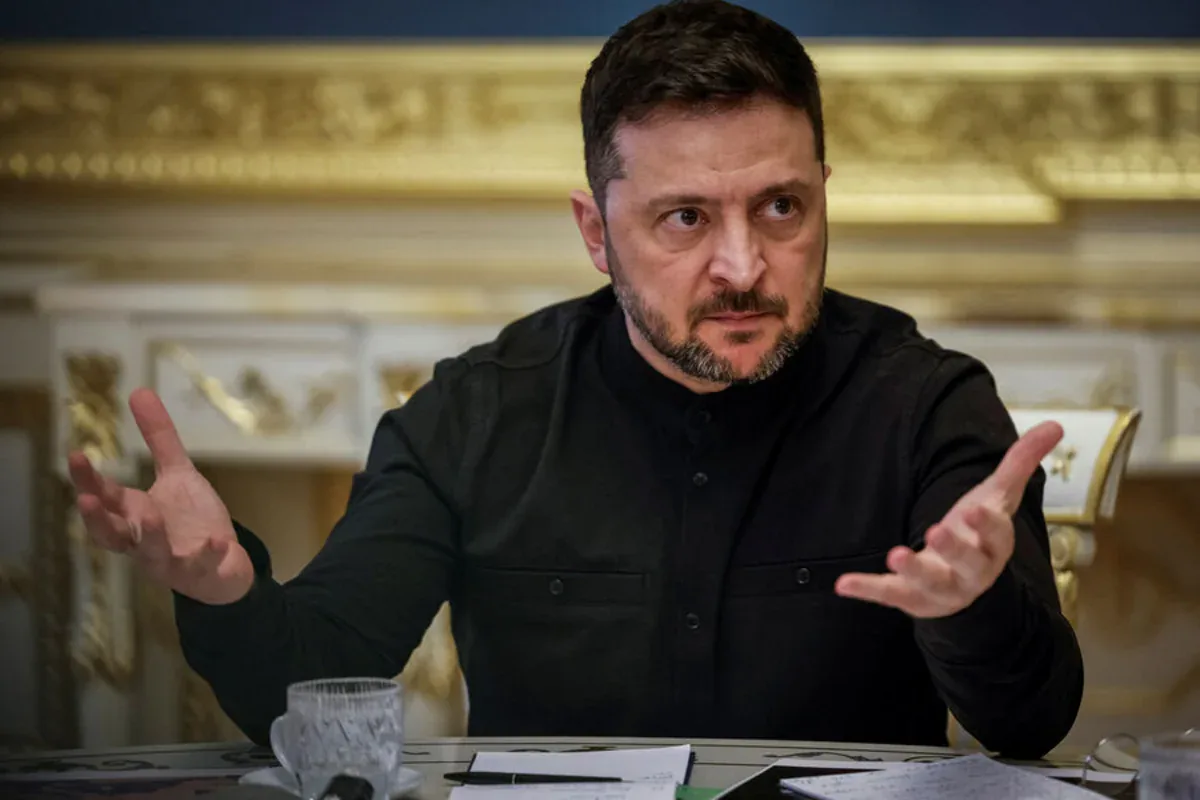 Zelenski: Zaporojyeyə zərbə nəticəsində 12 nəfər ölüb