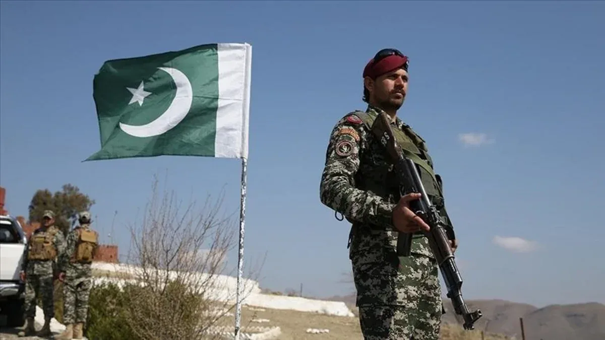 Pakistan hərbçiləri Əfqanıstanla sərhəddə 12 silahlını zərərsizləşdirib