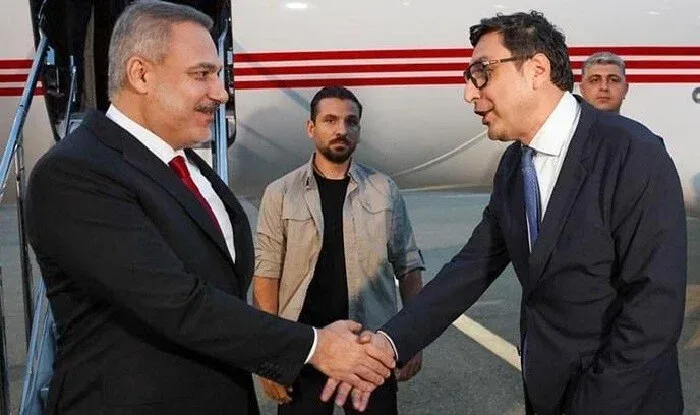 Hakan Fidan Bakıya gəldi - YENİLƏNİB
