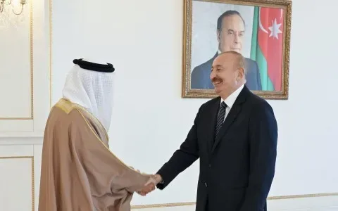 Prezident Bəhreynin xarici işlər nazirini qəbul etdi - FOTOLAR