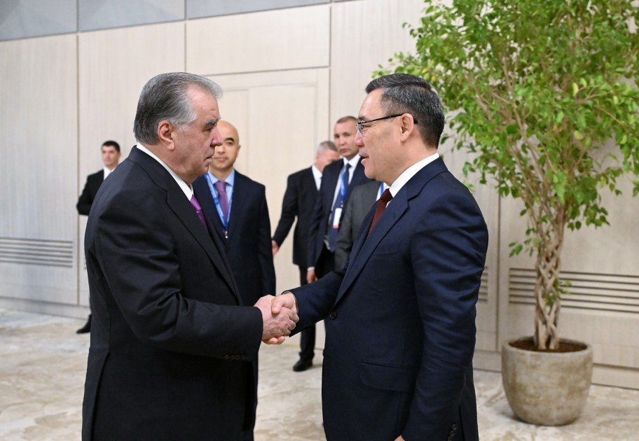 Prezident ailəsi ilə Bakıda mühüm şam yeməyində - FOTOLAR
