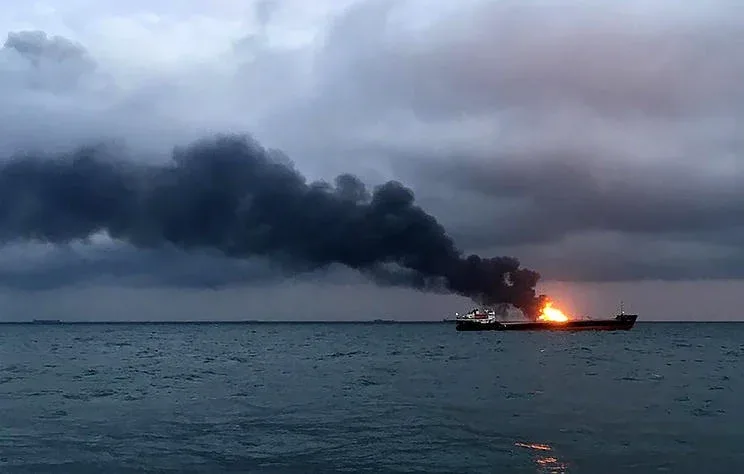 Hörmüzdə daha bir tanker YANDI