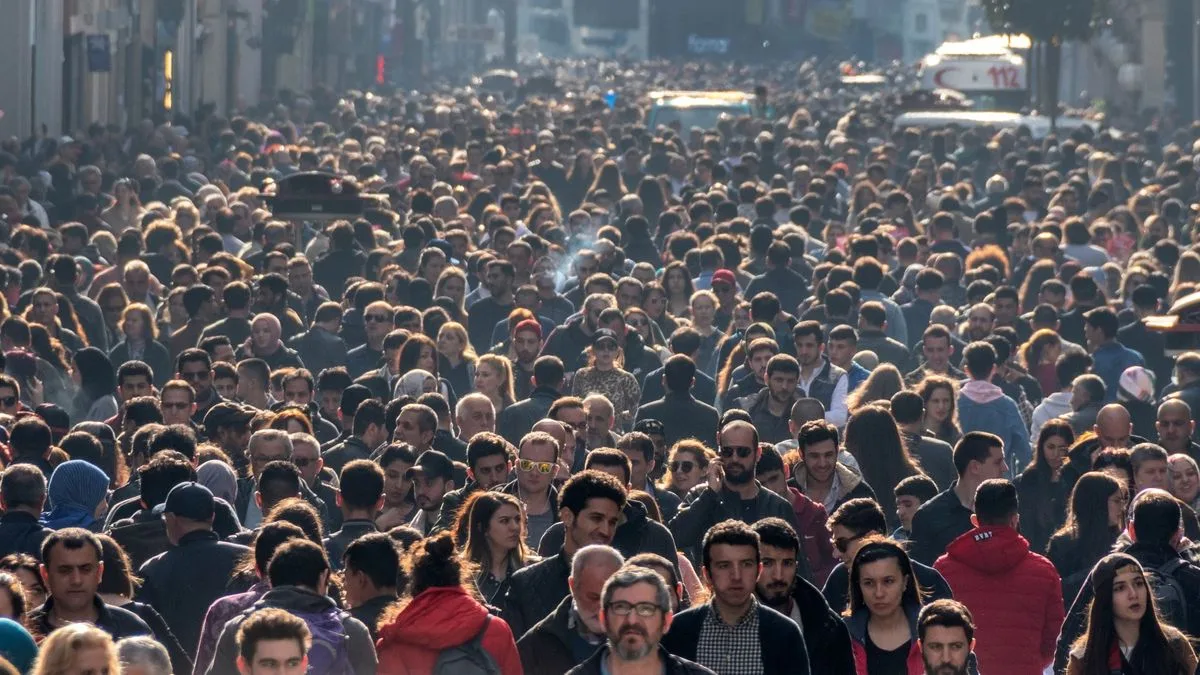 1 milyard insanla bağlı BƏDBİN PROQNOZ