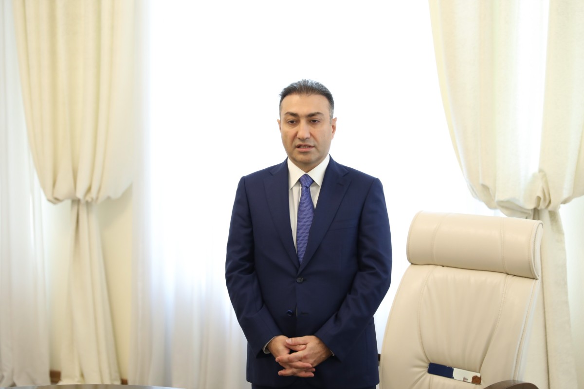 Anar Bayramov Səhiyyə Nazirliyinin kollektivinə təqdim olundu - FOTOLAR