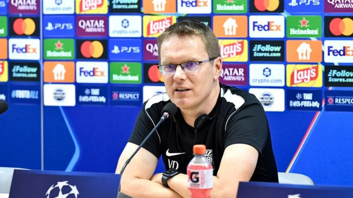 Valdas Dambrauskas: "Futbolçularımla fəxr edirəm"