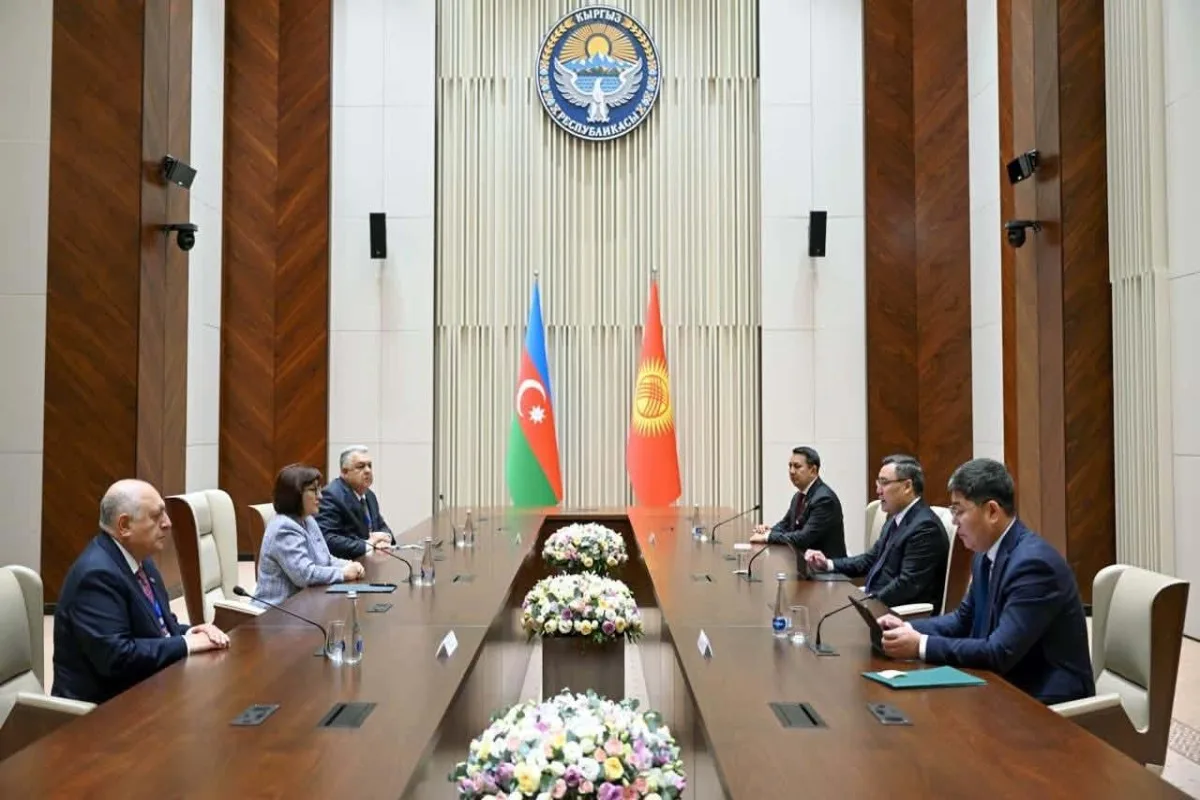 Qırğızıstan Prezidenti Sahibə Qafarovanı qəbul edib