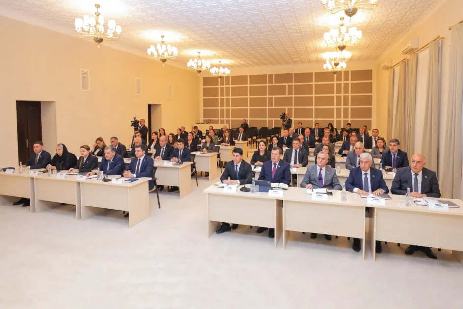 Ali Məclisin növbəti plenar iclası olub