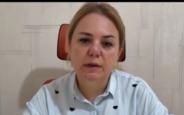 Autizmli uşağı döyən müəllim üzr istədi - VİDEO