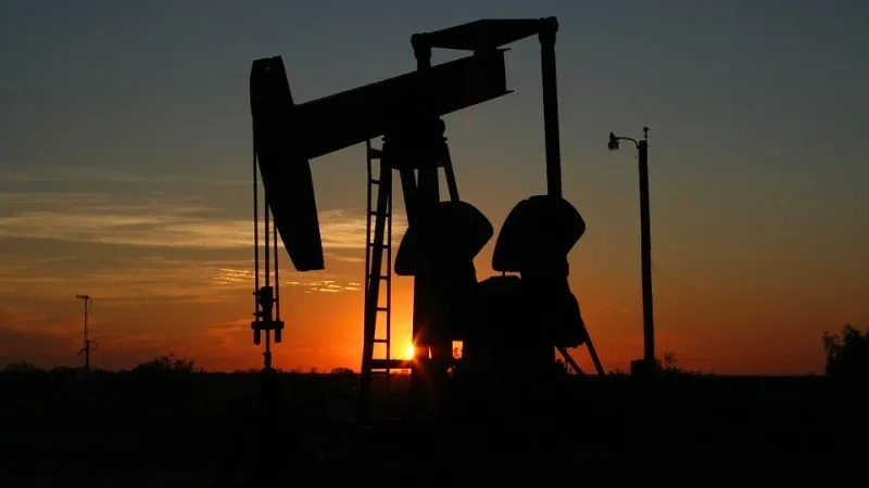 ABŞ strateji ehtiyatlardan 400 min barrel neft ayıracaq