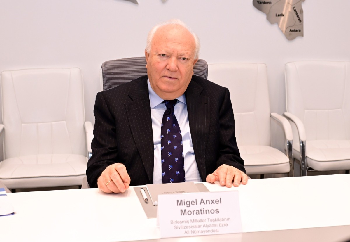 Adil Kərimli Migel Anxel Moratinosla görüşüb