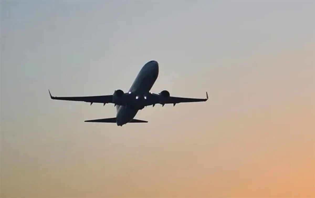4 il sonra ilk dəfə Rusiya səmasından uçdular