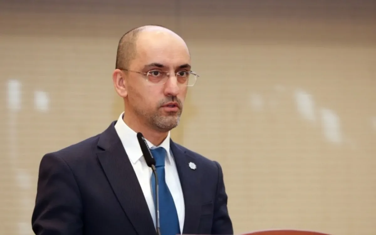 "Yeni texnologiyalar işçi qüvvəsinin bacarıqlarına dair tələbləri dəyişdirir" - Nazir müşaviri