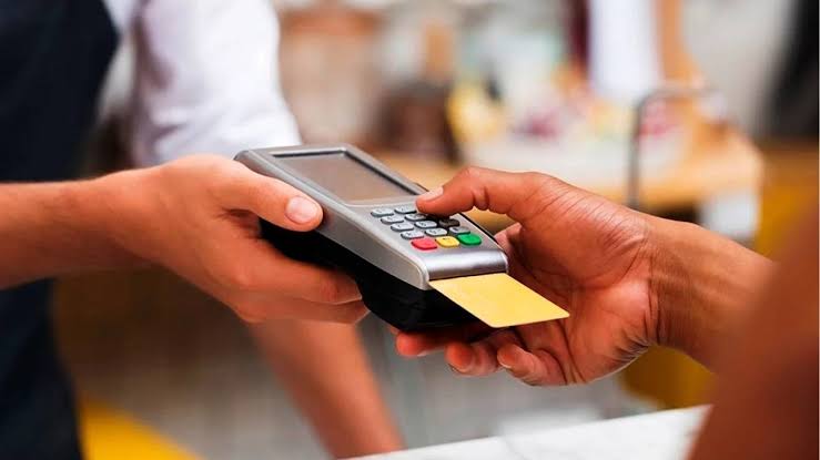 Bankomat və POS-terminalların sayı azalıb