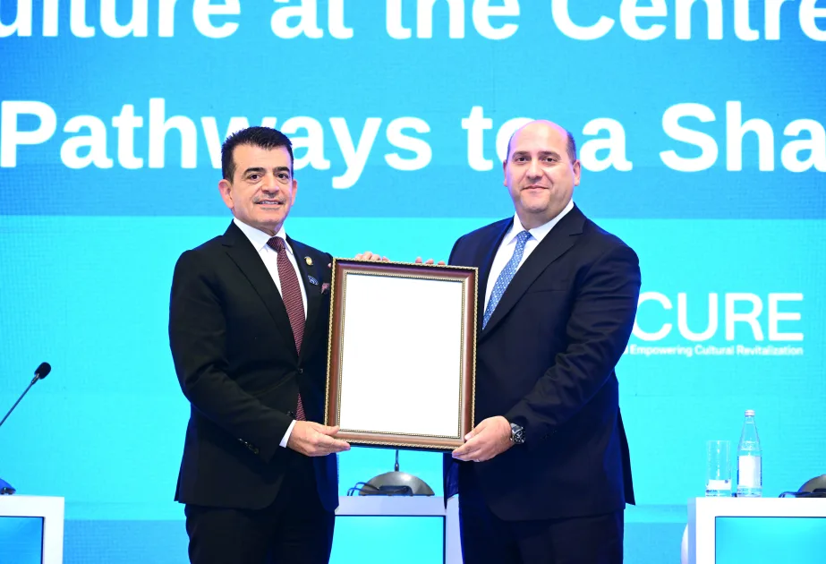 Bu sertifikatlar Azərbaycana təqdim olundu - FOTO