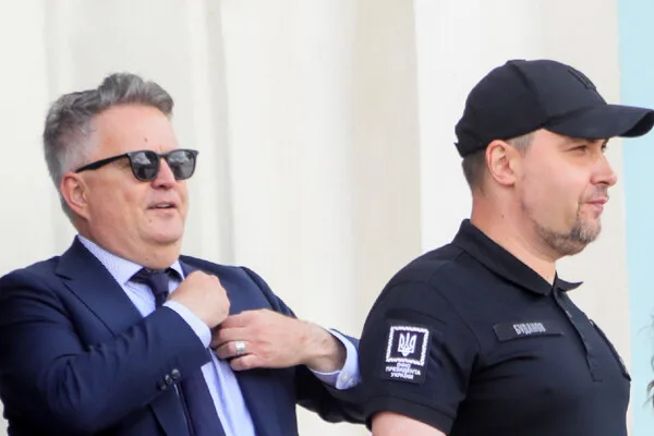 Uitkoff və Budanov arasında gərgin söhbət olub