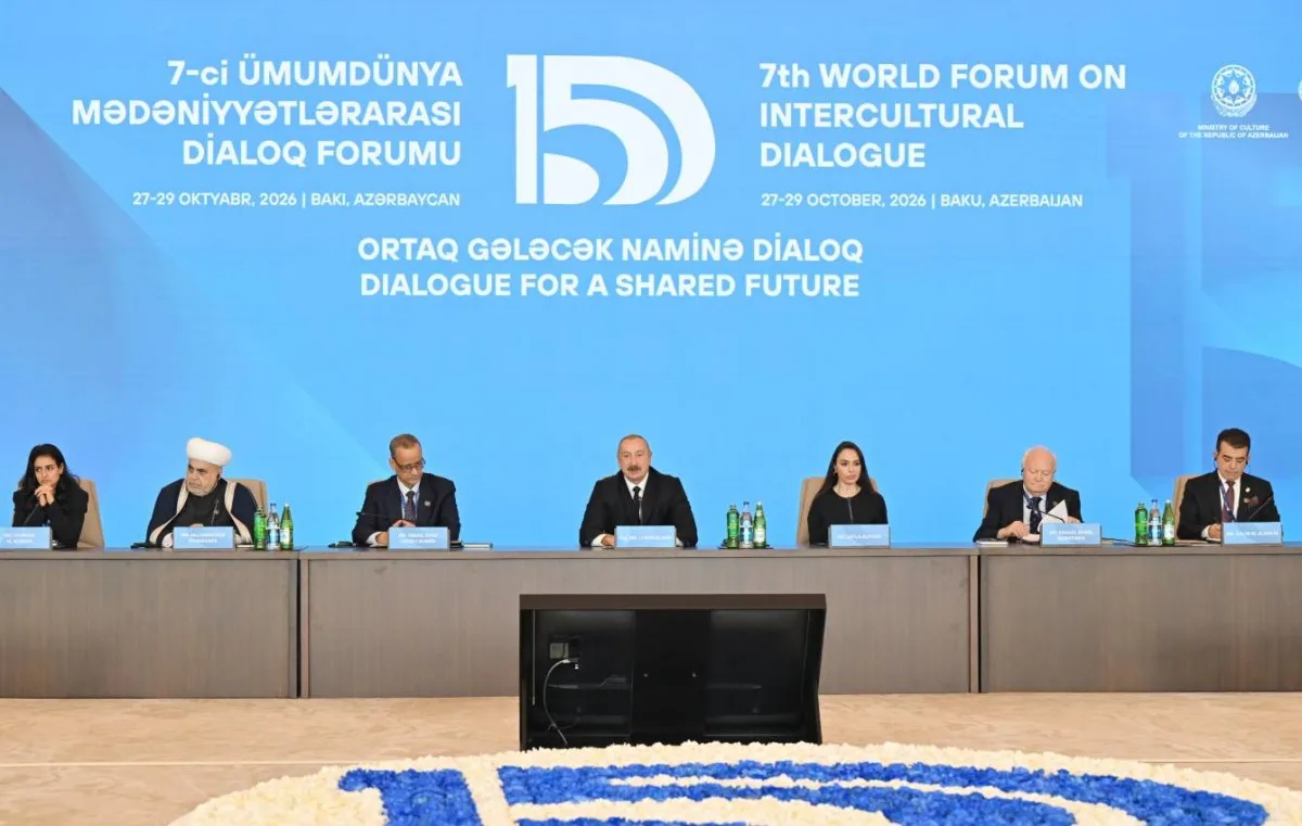 Prezident Forumda çıxış etdi - FOTOLAR - VİDEO - YENİLƏNİB