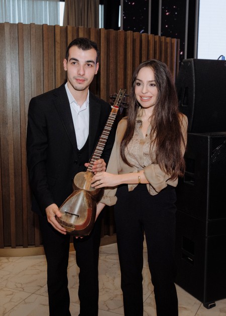 Leyla və Arzu Əliyevalar "Cənnətin ariyası" konsertində - FOTOLAR