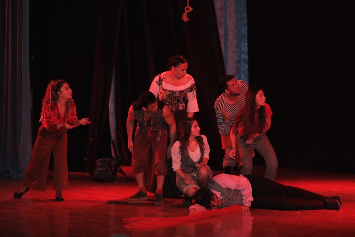 “İblis” tamaşası beynəlxalq festivalda mükafata layiq görülüb - FOTOLAR