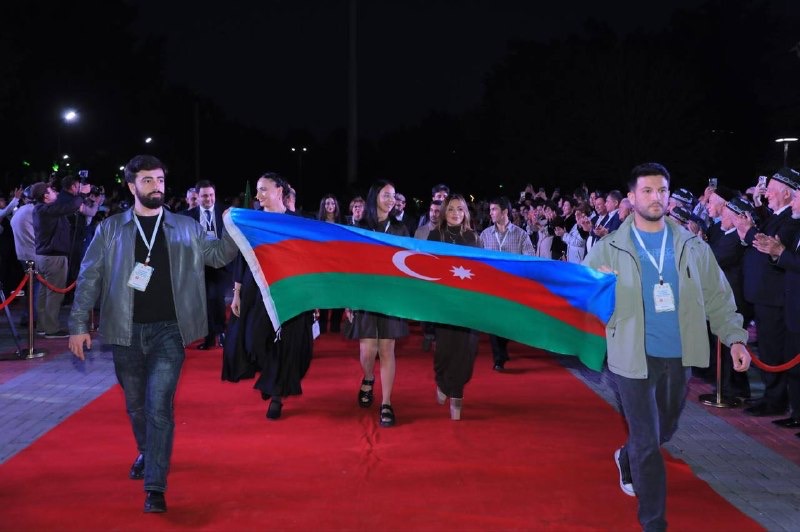 “İblis” tamaşası beynəlxalq festivalda mükafata layiq görülüb - FOTOLAR