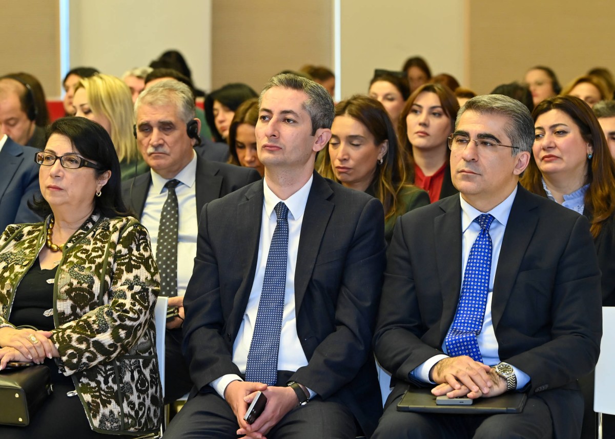 Süni intellekt gənclərin milli-mədəni dəyərlərinə necə təsir edir? – ADA-da müzakirə