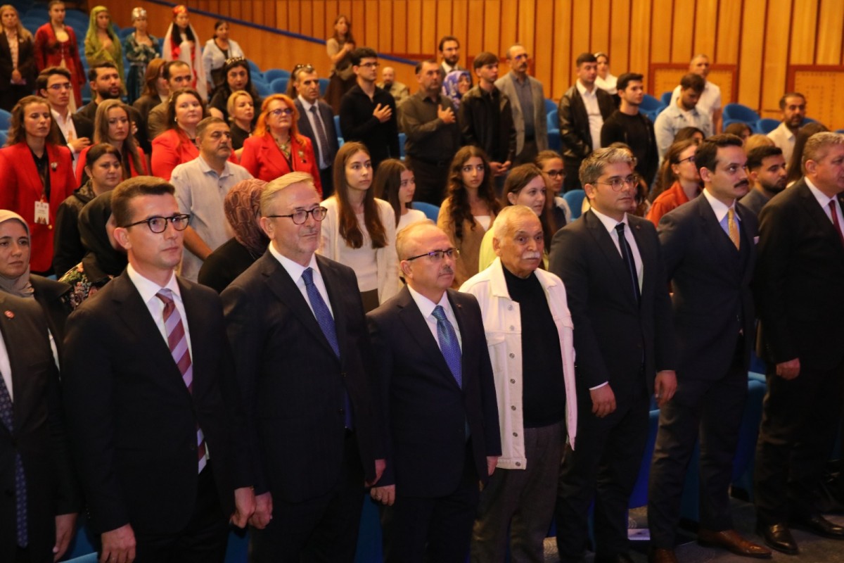 Bakıda “Çanaqqaladan Bakıya - Ortaq mədəniyyət” sərgisi açıldı - FOTOLAR